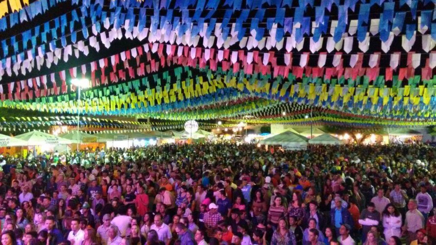 Projeto de lei propõe transferência das festas juninas para dezembro na Bahia