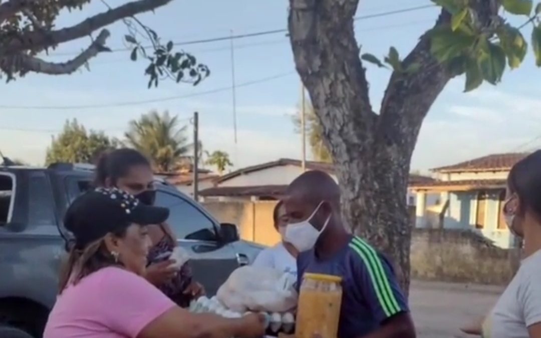MURITIBA: Ex vereadora Mãe Mara realiza mais um sopão solidário na localidade do Pernambuco.