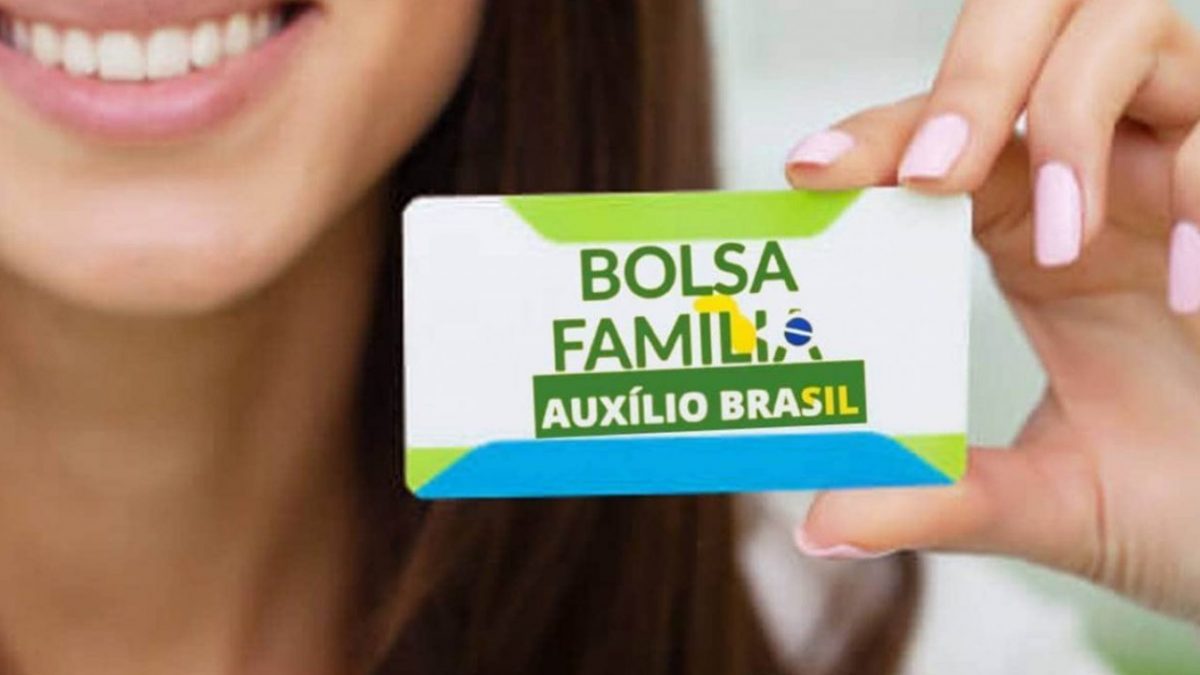 Caixa paga hoje Auxílio Brasil para beneficiários com NIS final 9