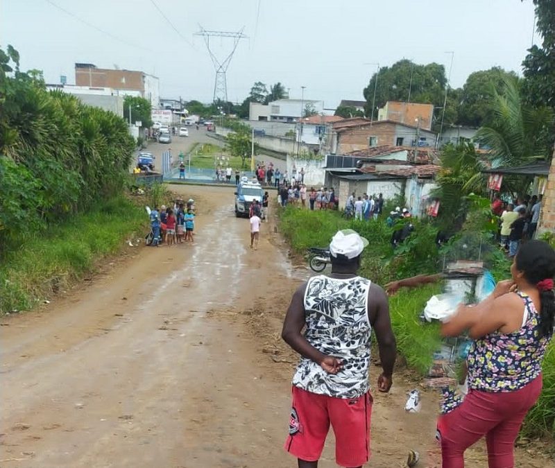 <br>Homem é morto a tiros dentro de residência em Santo Antônio de Jesus