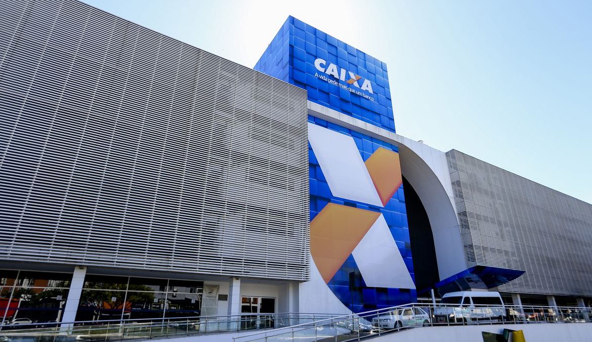 Caixa suspende oferta de consignado do Auxílio Brasil até dia 14