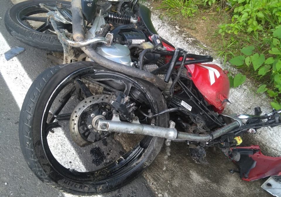 Maragogipe: Acidente entre carro e moto deixa vítima fatal