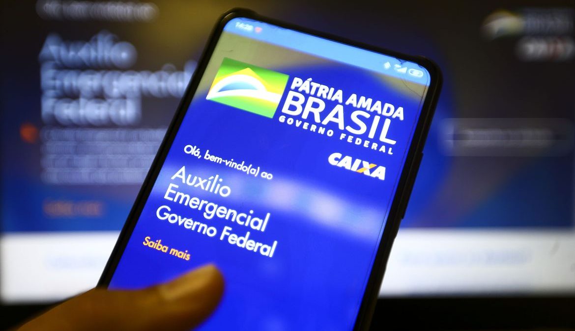 Beneficiário pode contestar suspensão de auxílio emergencial de R$ 300