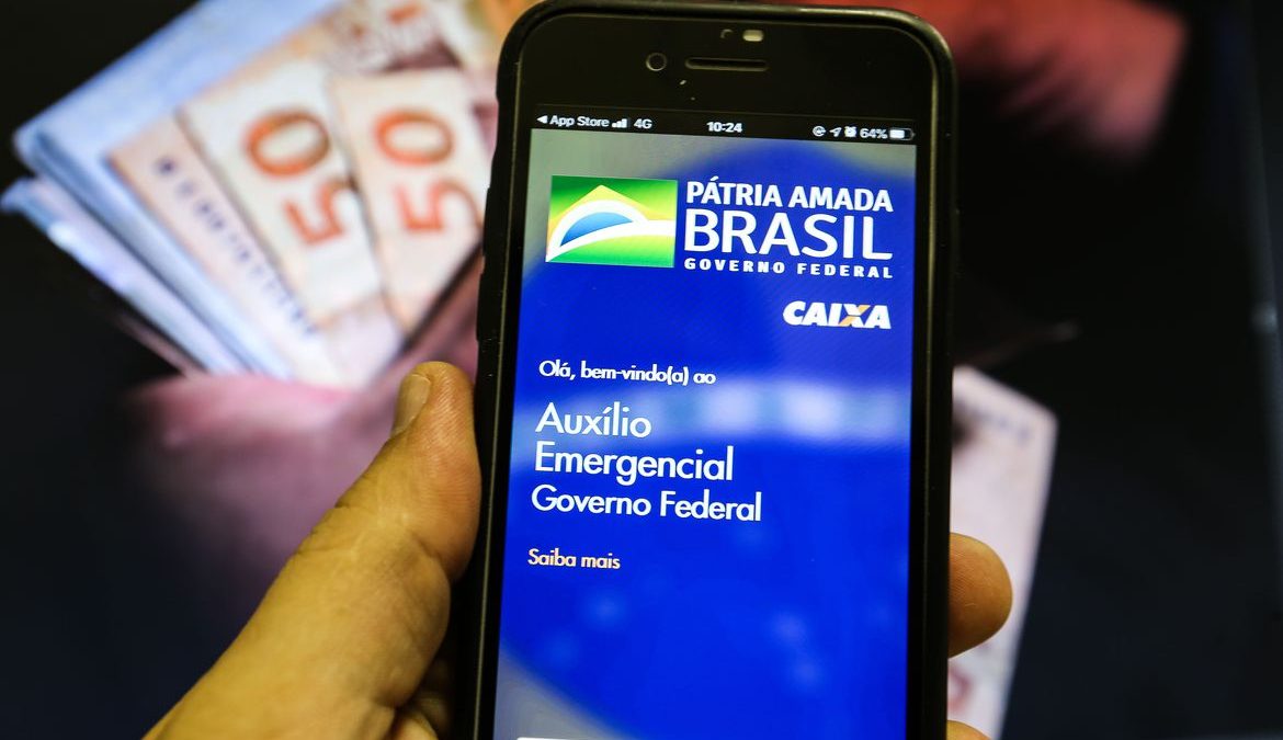 Caixa paga hoje auxílio emergencial a nascidos em fevereiro