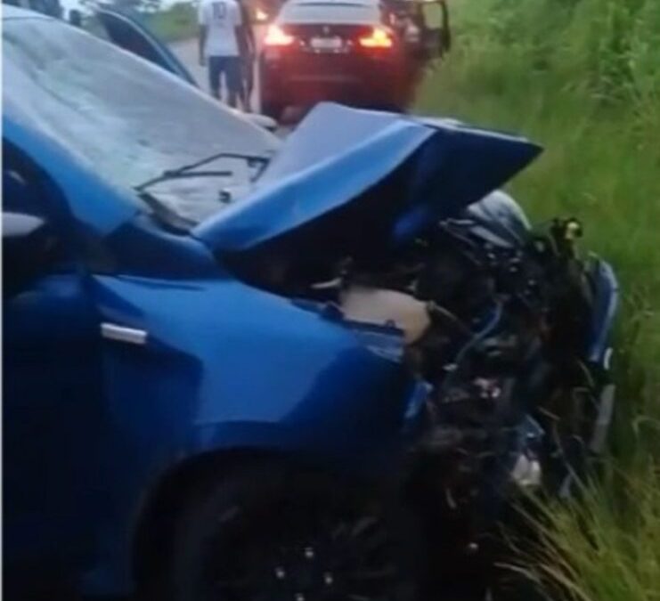 Homem morre em grave acidente entre carro e moto na BR-101, em Santo Antônio de Jesus