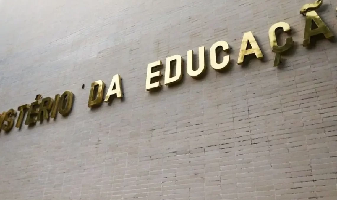 MEC informa desbloqueio de R$ 2 bilhões em orçamento das universidades federais