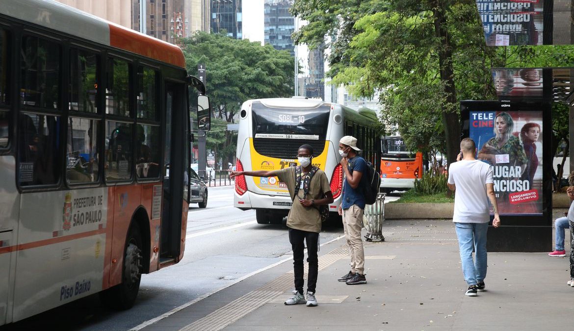 Covid-19: Brasil registra 22.436 casos e 78 mortes em 24 horas