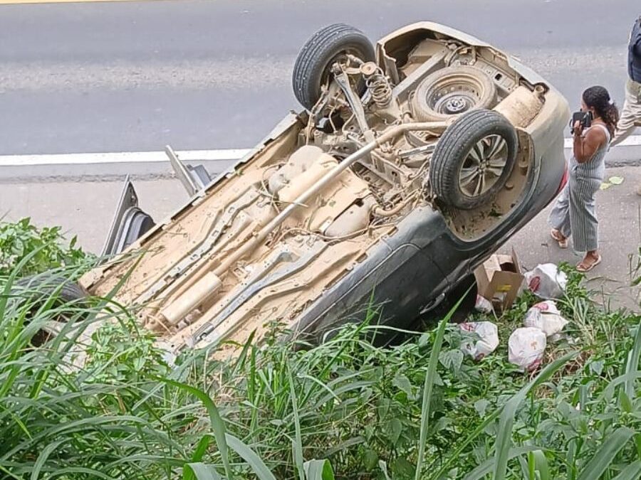 SAJ: Acidente entre carro e moto deixa homem ferido próximo ao bairro Santa Madalena